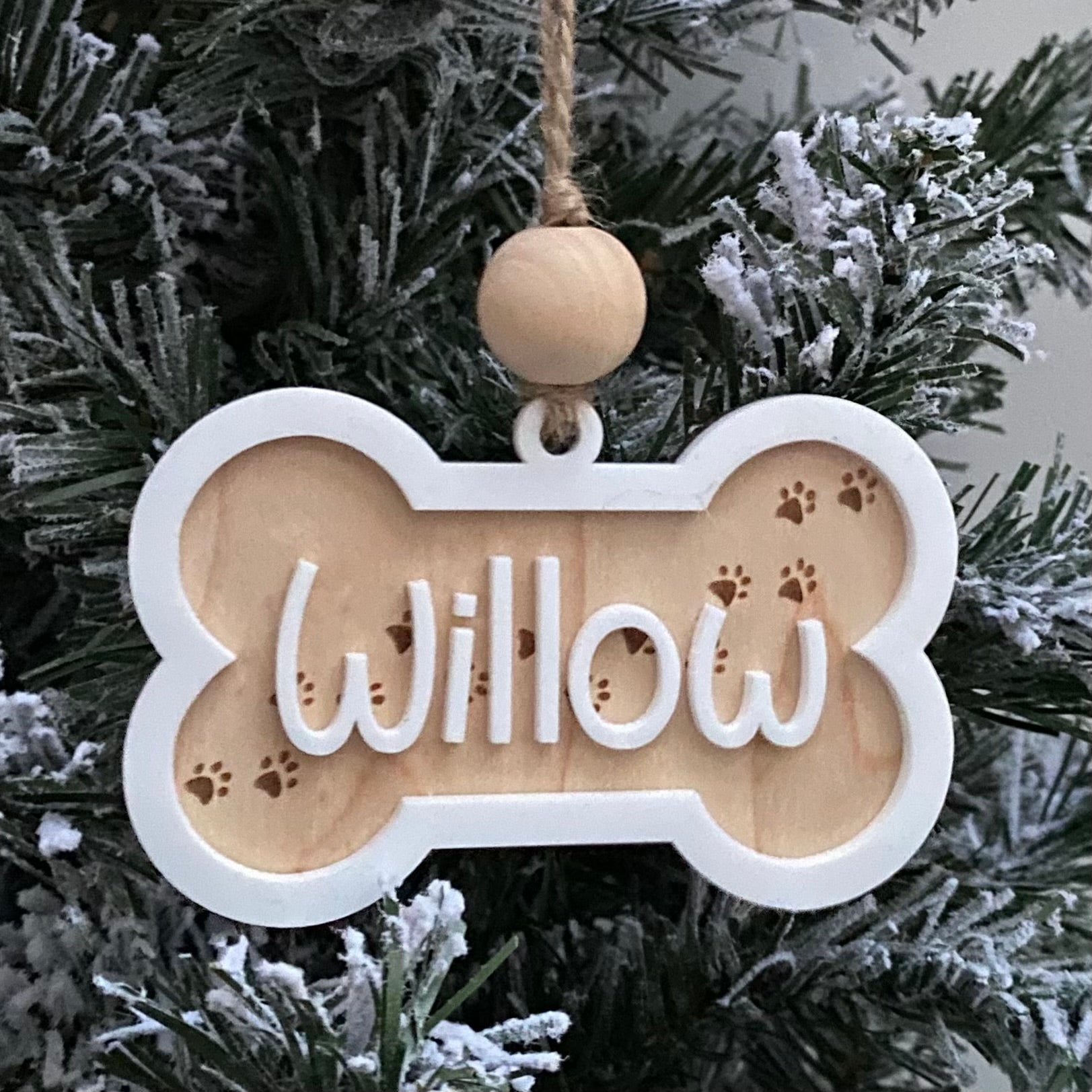 Custom pet name decoration