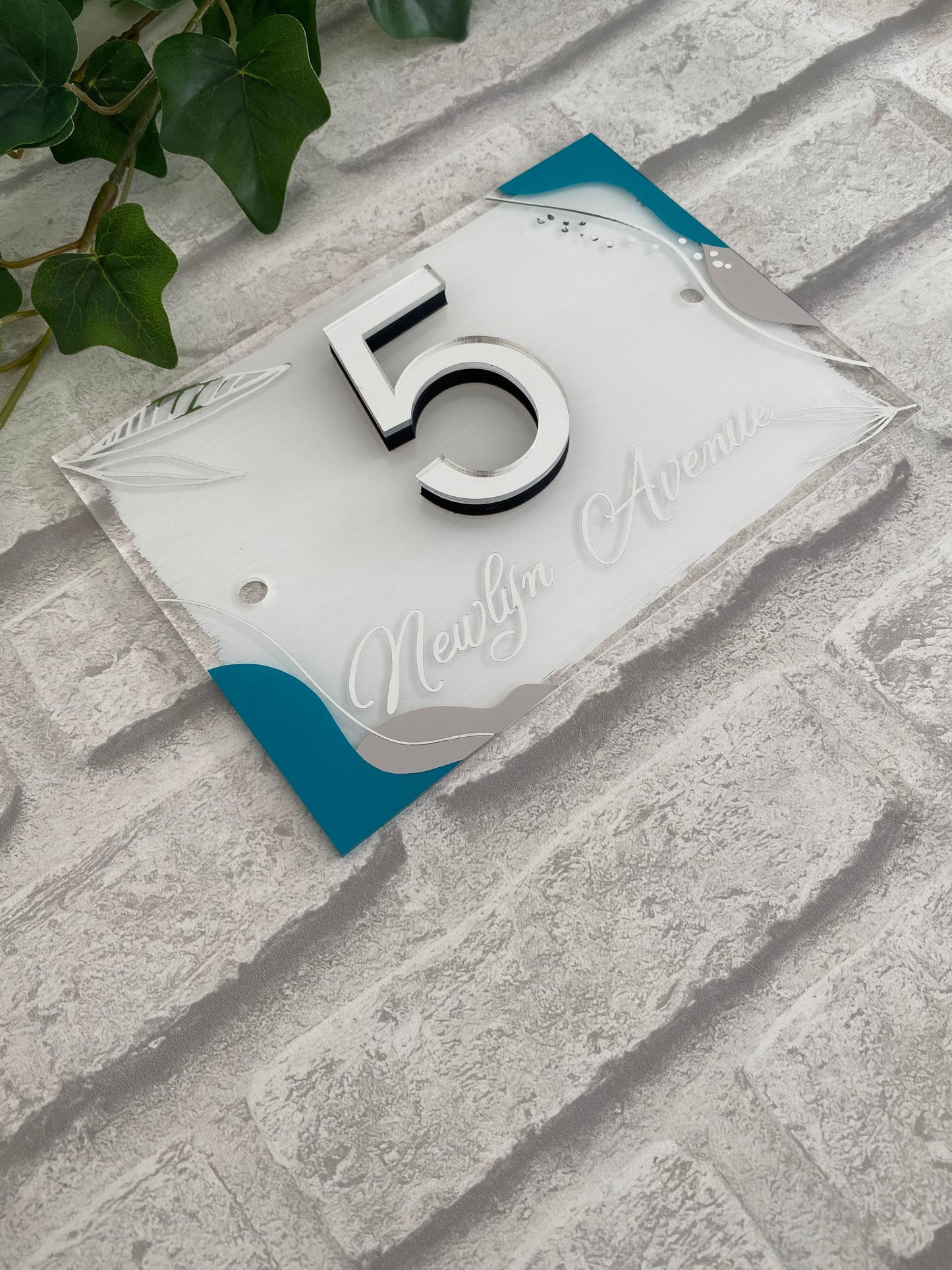 acrylic house sign with 3d mirror numbers