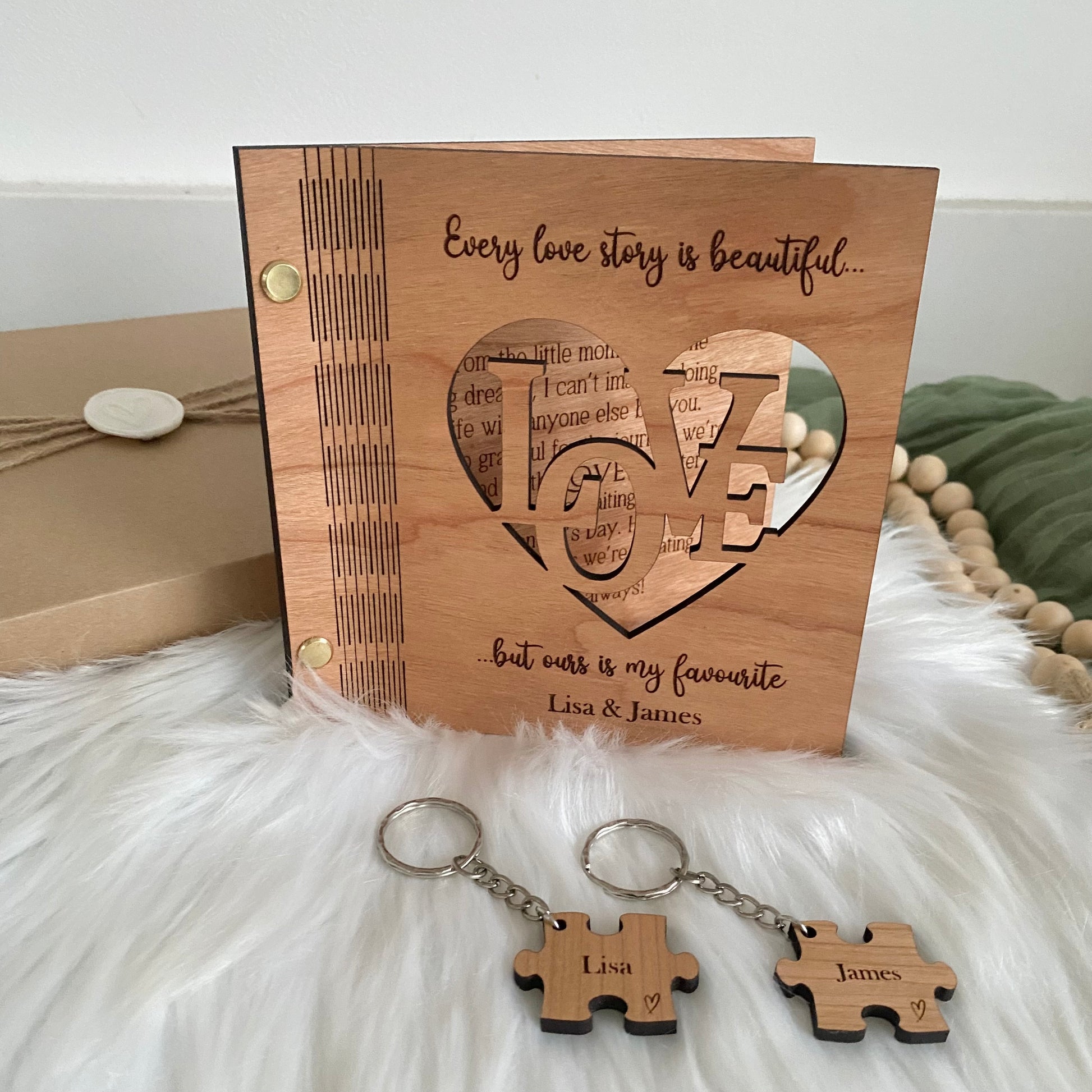 Personalised valentines day card and keyrings